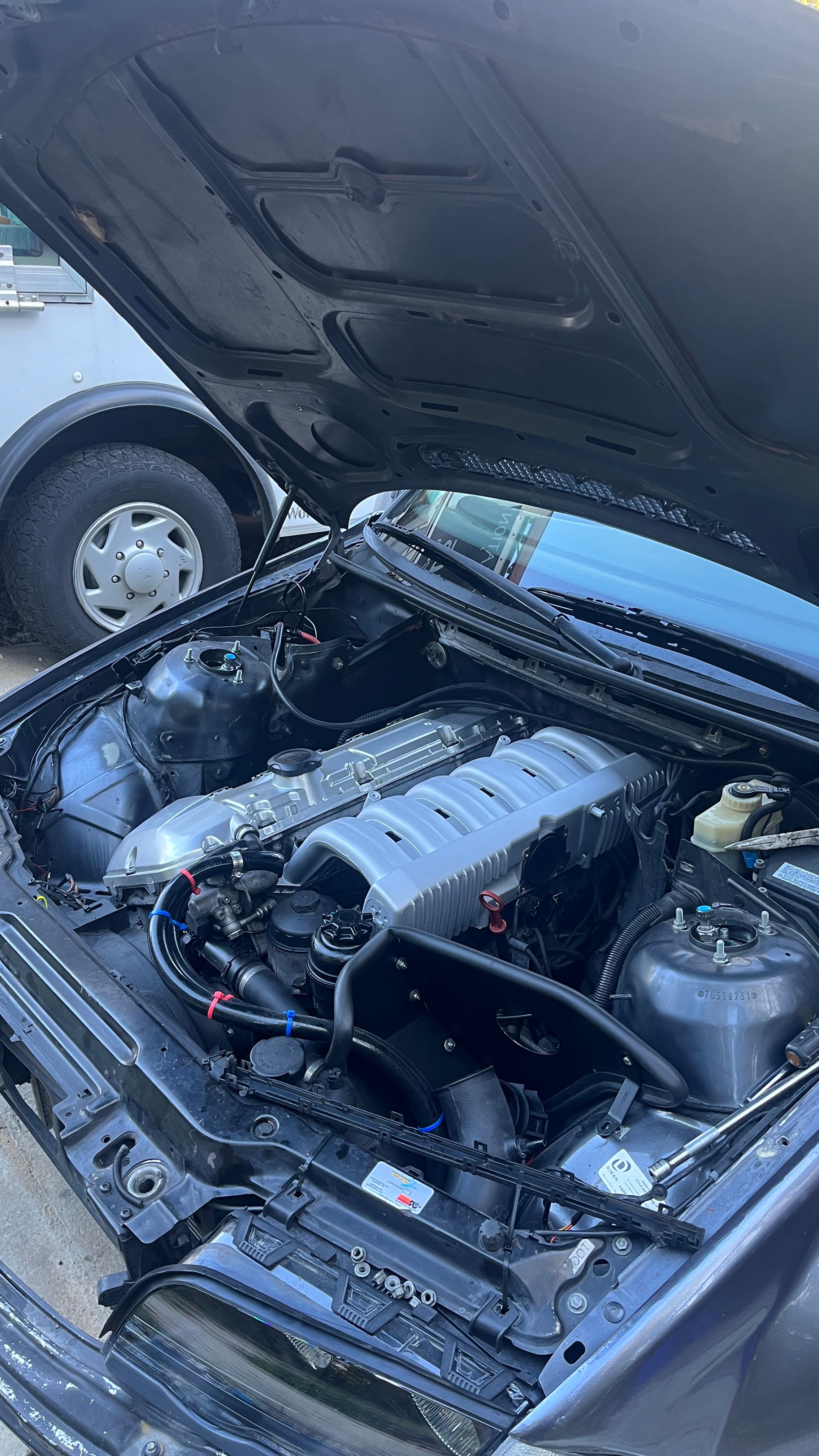 M50 intake manifold adapter and throttle body plate